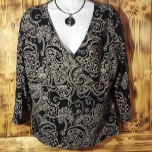 8 for $20Croft & Barrow Size L Top